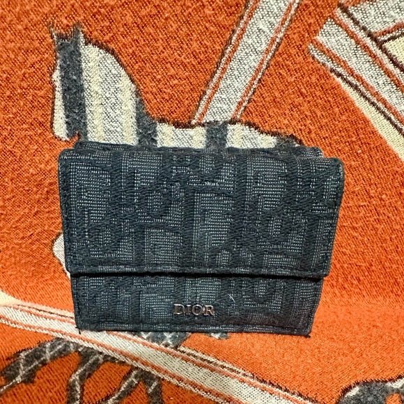 CHRISTIAN DIOR ❤️🌟MONOGRAM CANVAS COMPACT WALLET⭐️ - Picture 1 of 6